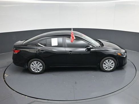 Used 2025 Nissan Sentra S image 40