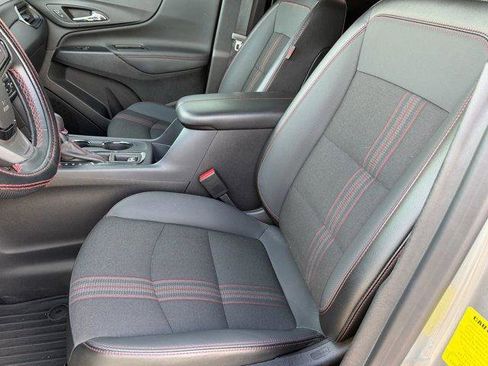 Used 2024 Chevrolet Equinox RS image 20