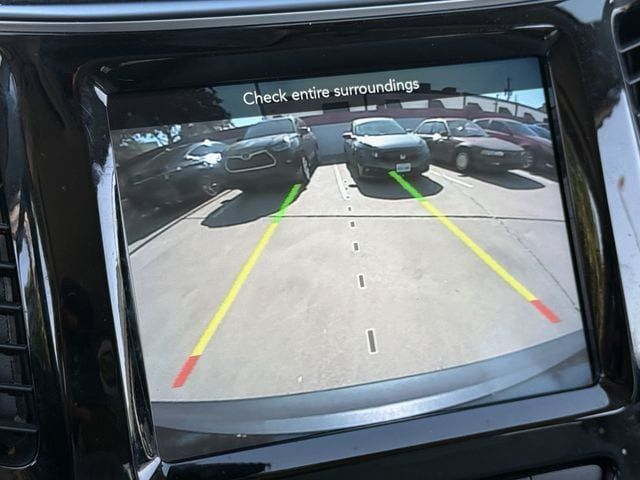 Used 2022 Jeep Cherokee Limited AWD/4WD image 31