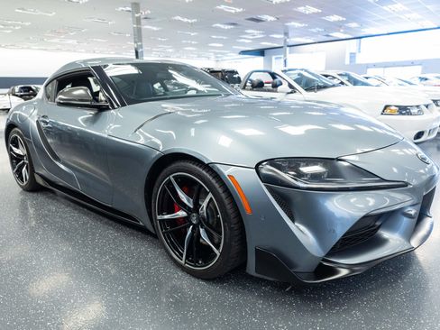 Used 2022 Toyota Supra Premium w/ Driver Assist Package RWD image 4