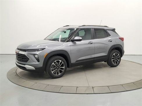 New 2026 Chevrolet TrailBlazer LT w/ Driver Confidence Package image 3