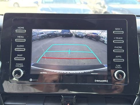 Used 2022 Toyota Camry SE image 25