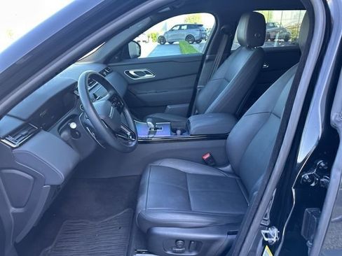 Used 2025 Land Rover Range Rover Velar Dynamic SE image 9