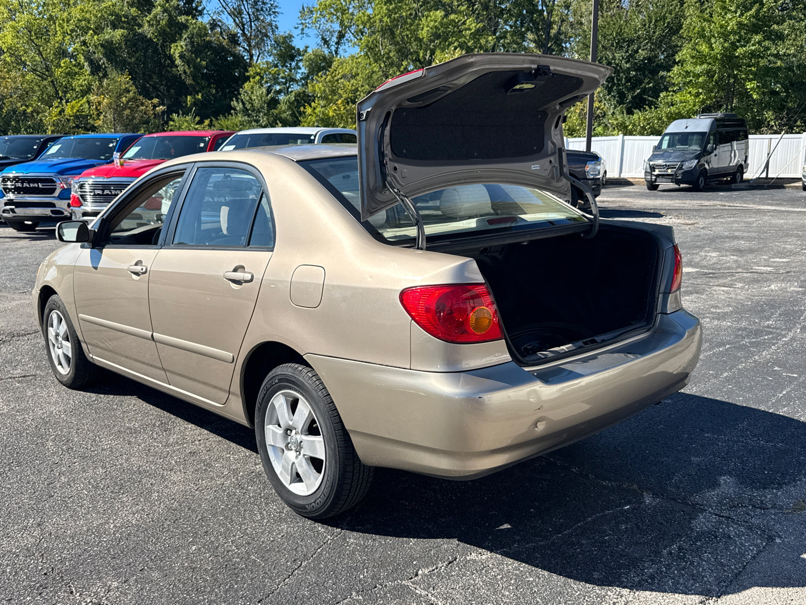 Used 2004 Toyota Corolla FWD image 16