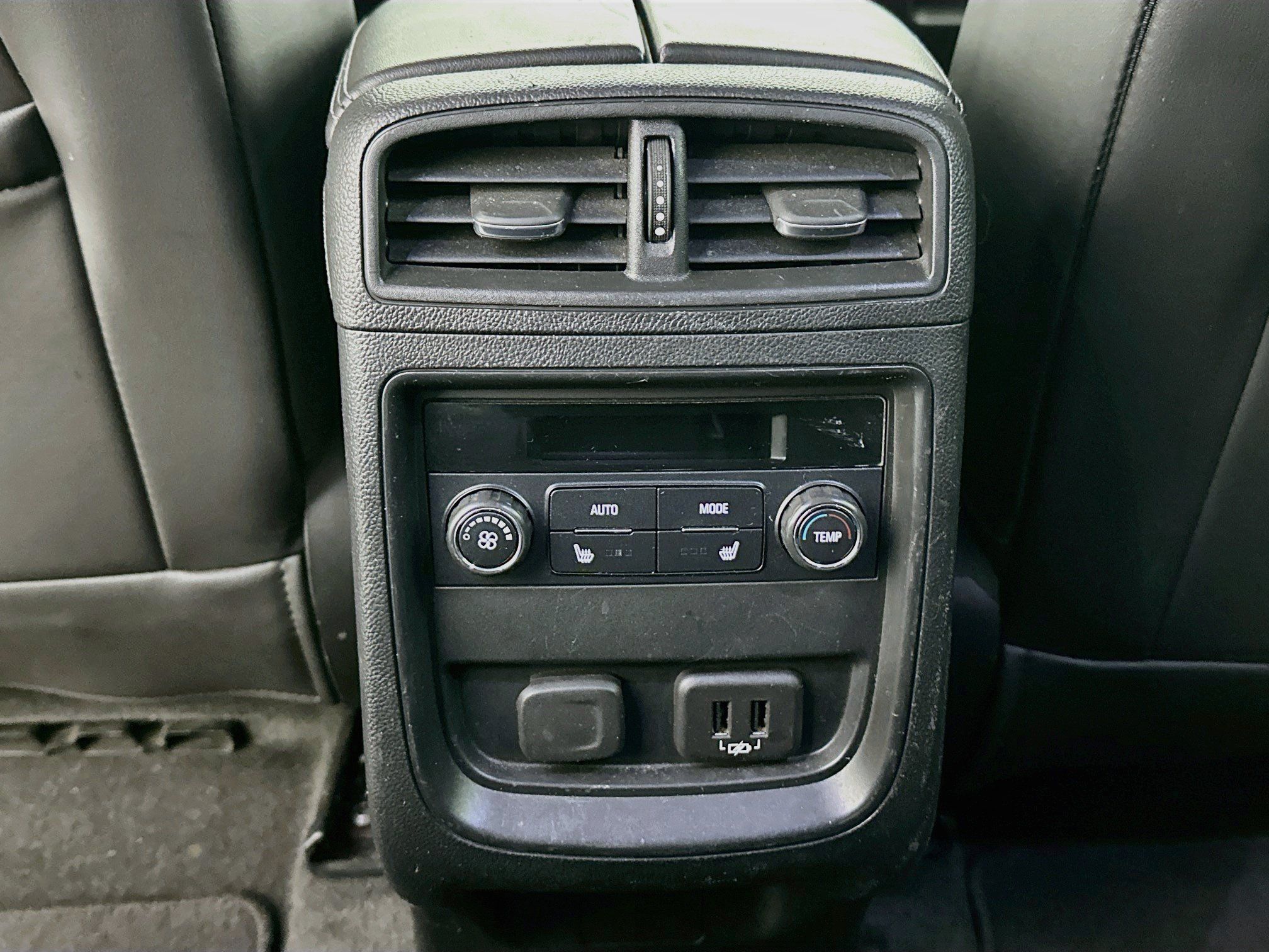 Used 2019 Buick Envision Essence AWD/4WD image 26