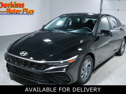 Used 2024 Hyundai Elantra SEL