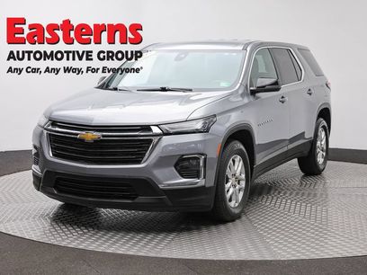 Used 2023 Chevrolet Traverse LS