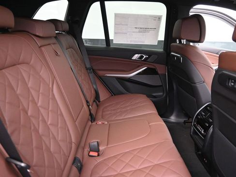New 2026 BMW X5 xDrive40i AWD/4WD image 25