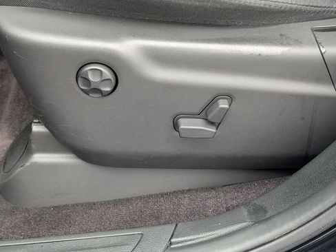 Used 2018 Jeep Grand Cherokee Altitude image 13