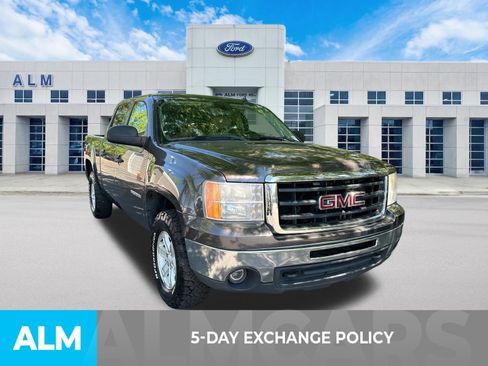 Used 2011 GMC Sierra 1500 SLE w/ Power Tech Package AWD/4WD image 3