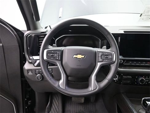 Used 2025 Chevrolet Silverado 1500 LTZ w/ LTZ Premium Package image 27