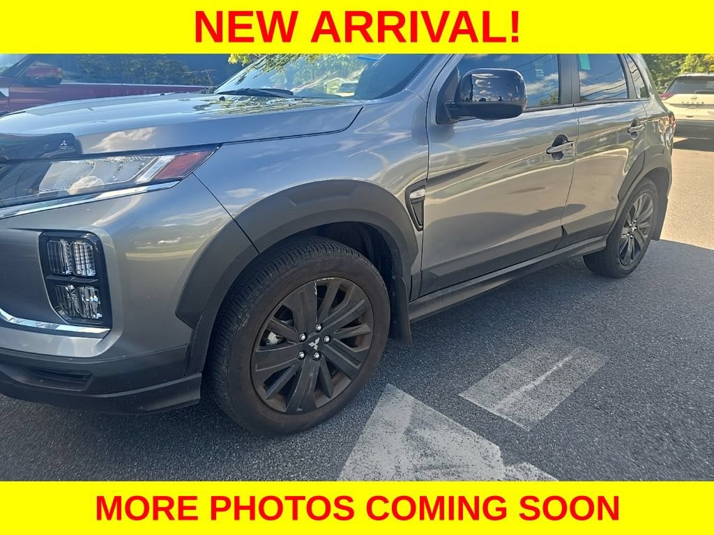 Used 2025 Mitsubishi Outlander Sport AWD image 4