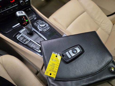 Used 2011 BMW 535i Gran Turismo image 27