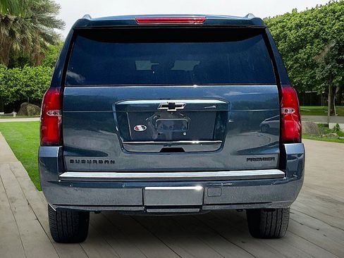 Used 2019 Chevrolet Suburban Premier w/ RST 6.2L Performance Edition RWD image 8