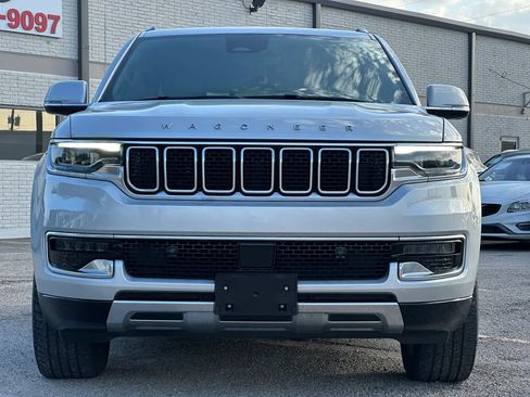 Used 2022 Jeep Wagoneer Series III w/ Flexible Seating Group RWD image 11