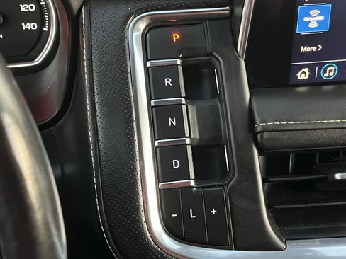 Used 2021 Chevrolet Tahoe Premier w/ Premium Package RWD image 26