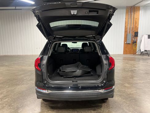 Certified 2023 GMC Terrain SLT w/ Infotainment Package II AWD/4WD image 12