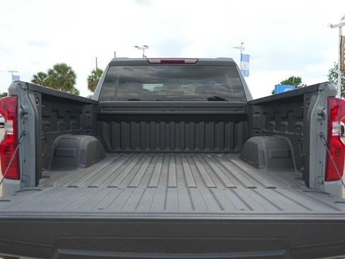 Used 2025 Chevrolet Silverado 1500 Custom RWD image 27