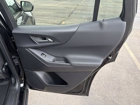 New 2026 Chevrolet Equinox LT w/ LPO, Floor Liner Package FWD image 24