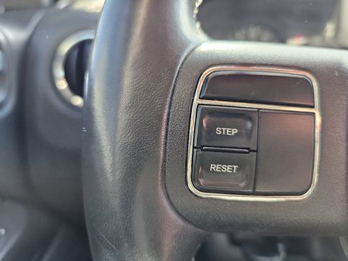 Used 2011 Jeep Compass Sport image 10