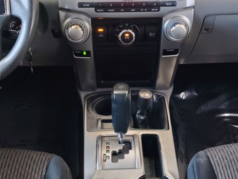 Used 2012 Toyota 4Runner SR5 AWD/4WD image 18
