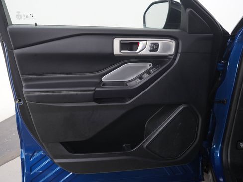Used 2020 Ford Explorer ST w/ ST Street Pack AWD/4WD image 21