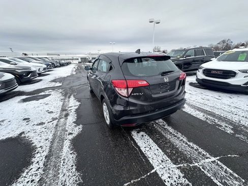 Used 2016 Honda HR-V LX image 3