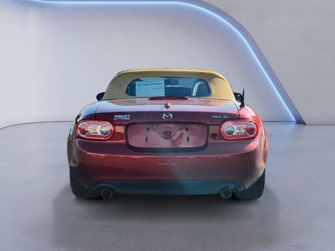 Used 2010 MAZDA MX-5 Miata Grand Touring w/ Premium Pkg RWD image 7