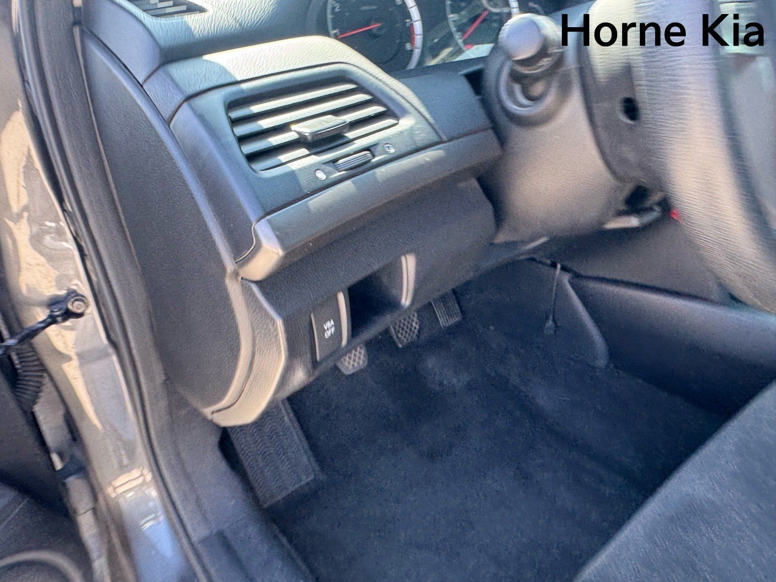 Used 2010 Honda Accord LX-S image 25