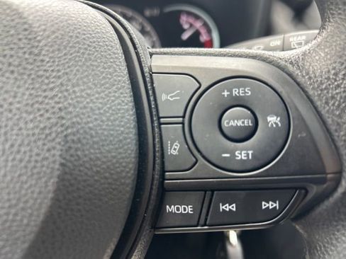 Used 2025 Toyota RAV4 LE image 17