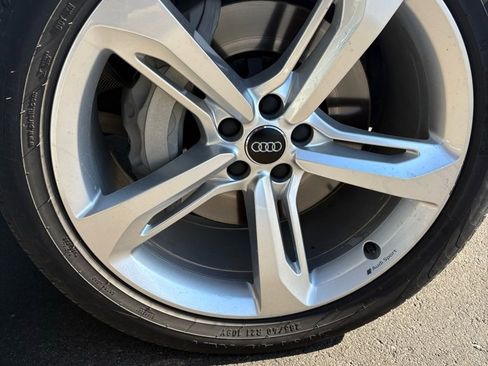 Used 2019 Audi Q7 3.0T Prestige image 25