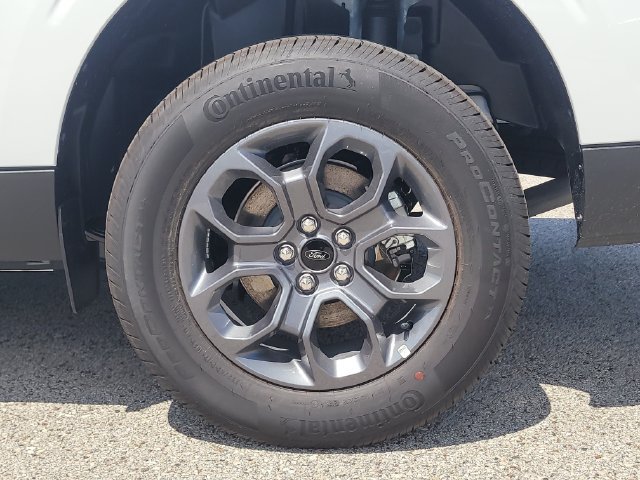 New 2026 Ford Maverick XLT w/ Equipment Group 301A AWD/4WD image 8