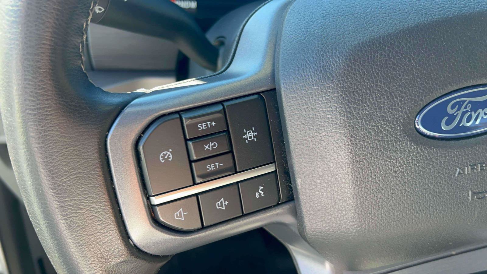 Used 2025 Ford F150 XLT w/ Equipment Group 301A Standard AWD/4WD image 22