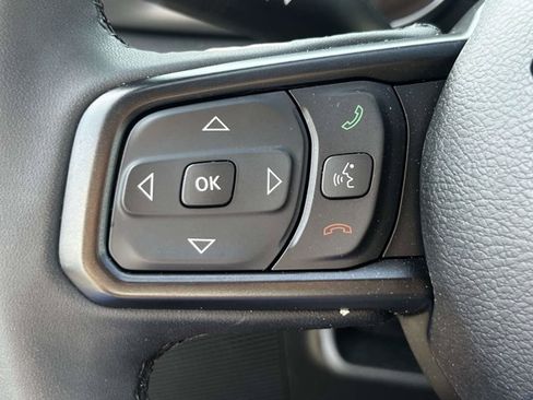 Used 2023 Jeep Wrangler Unlimited w/ Sun & Screen Package AWD/4WD image 19