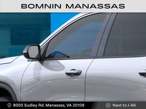 New 2026 Chevrolet Traverse LT image 12