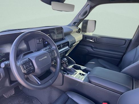 Used 2024 Toyota Land Cruiser image 10