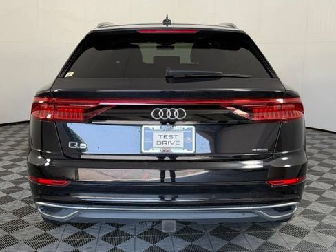 Used 2019 Audi Q8 Premium Plus w/ Premium Plus AWD/4WD image 7
