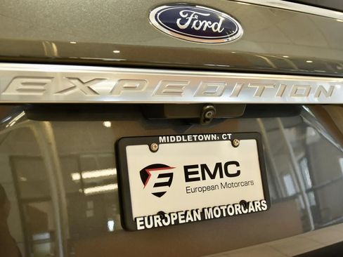 Used 2020 Ford Expedition Platinum AWD/4WD image 11