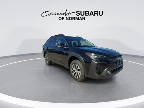 Certified 2025 Subaru Outback Premium image 2