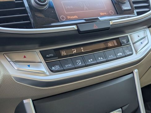 Used 2013 Honda Accord EX-L image 28