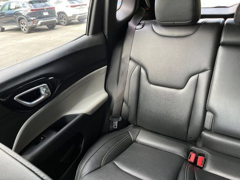 Used 2025 Jeep Compass Limited AWD/4WD image 40