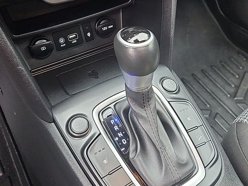 Used 2021 Hyundai Kona SEL Plus AWD/4WD image 19