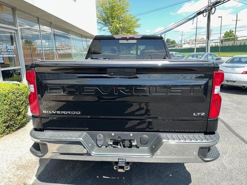 Used 2019 Chevrolet Silverado 1500 LTZ w/ LTZ Plus Package AWD/4WD image 26
