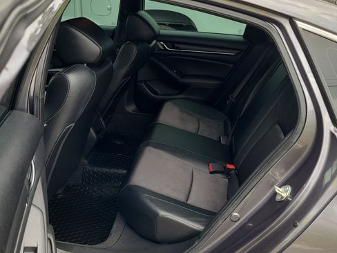 Used 2020 Honda Accord Sport image 11