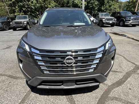 Used 2025 Nissan Rogue S AWD/4WD image 6
