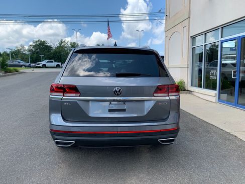 Used 2021 Volkswagen Atlas SEL AWD/4WD image 6