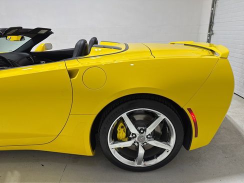 Used 2014 Chevrolet Corvette Stingray Convertible w/ 2LT Preferred Equipment Group image 6