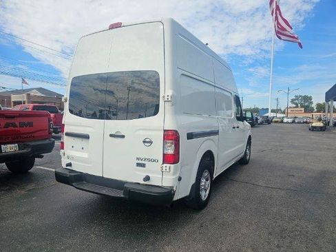Used 2012 Nissan NV 2500 S w/ Side Curtain Airbag Pkg RWD image 4