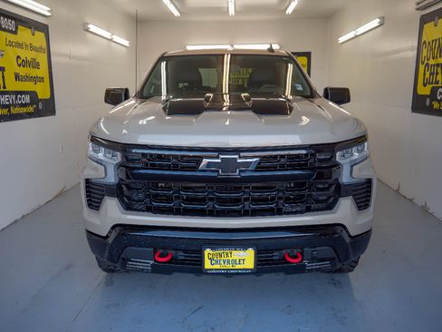 Used 2023 Chevrolet Silverado 1500 LT Trail Boss w/ Protection Package AWD/4WD image 3