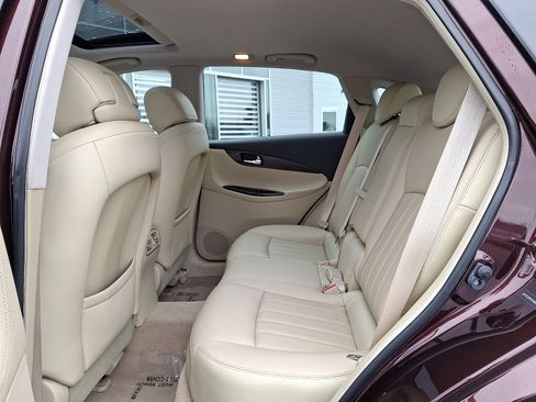 Used 2017 INFINITI QX50 AWD w/ Technology Package image 10